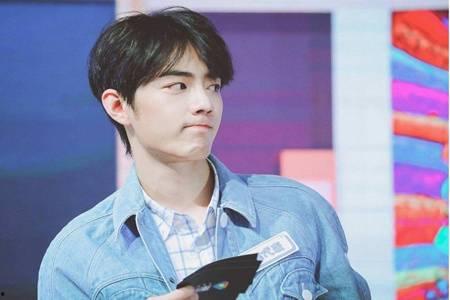 娱乐吃瓜肖战,娱乐吃瓜界的焦点人物