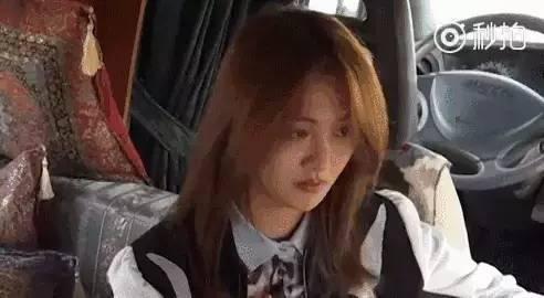 娱乐圈吃瓜许晴,娱乐圈的“吃瓜女王”,揭秘明星背后的故事